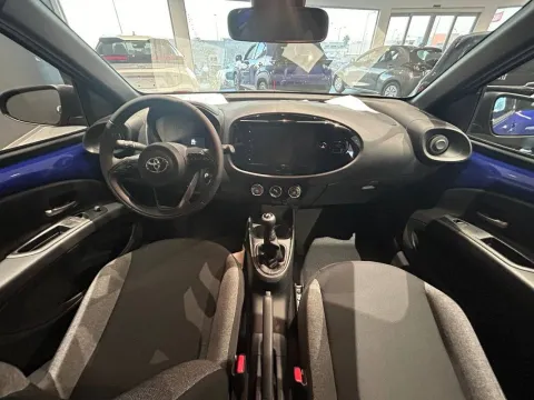 Toyota Aygo X 1.0 Active 72cv - Immagine 14