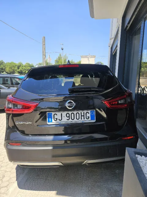 Nissan Qashqai 1.6 dci Tekna 2wd 130cv - Immagine 3