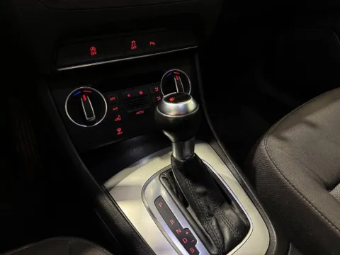Audi Q3 2.0 tdi Business quattro 150cv s-tronic - Immagine 19