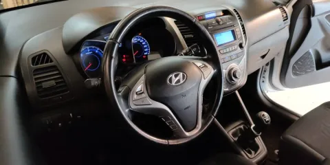 Hyundai ix20 1.4 crdi Comfort 90cv - Immagine 19