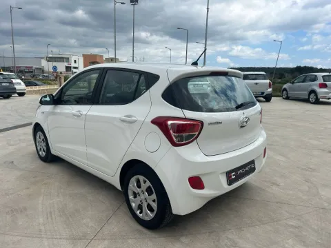 Hyundai i10 1.0 Classic - Immagine 8