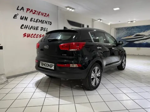 Kia Sportage 1.7 crdi High Tech stop&go 2wd - Immagine 9