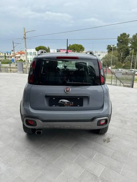 Fiat Panda 0.9 t.air t. Cross 4x4 s&s 85cv - Immagine 4
