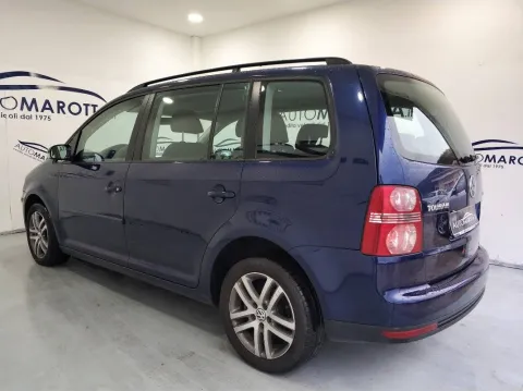 Volkswagen Touran 2.0 tdi Trendline dpf - Immagine 6