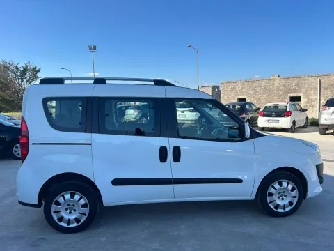 Fiat Doblo 1.6 mjt 16v Active 90cv - Immagine 5