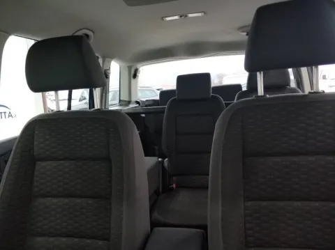 Volkswagen Touran 2.0 tdi Trendline dpf - Immagine 11
