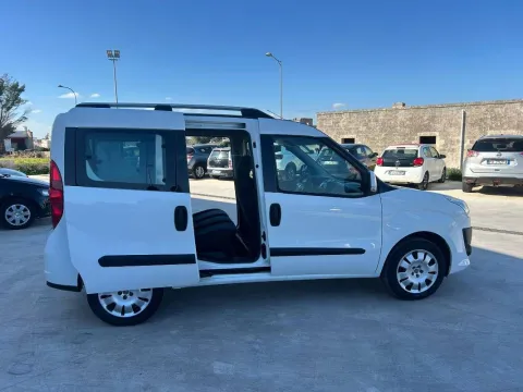 Fiat Doblo 1.6 mjt 16v Active 90cv - Immagine 6
