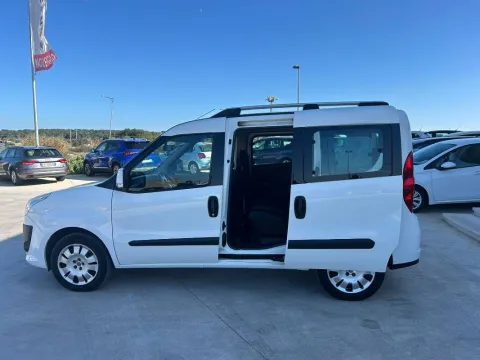 Fiat Doblo 1.6 mjt 16v Active 90cv - Immagine 7