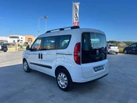 Fiat Doblo 1.6 mjt 16v Active 90cv - Immagine 9