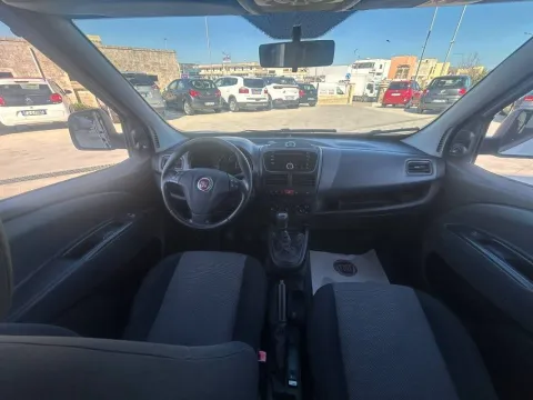 Fiat Doblo 1.6 mjt 16v Active 90cv - Immagine 11