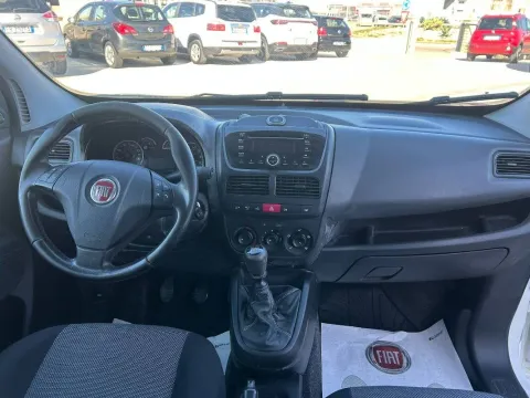 Fiat Doblo 1.6 mjt 16v Active 90cv - Immagine 12