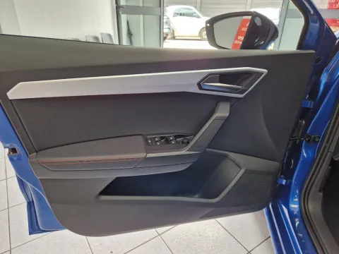 Seat Ibiza 1.0 ecotsi FR 95cv - Immagine 9