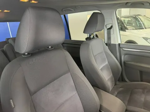 Volkswagen Touran 2.0 tdi Highline dsg - Immagine 18