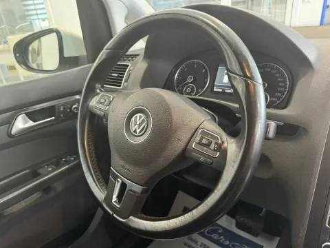 Volkswagen Touran 2.0 tdi Highline dsg - Immagine 23