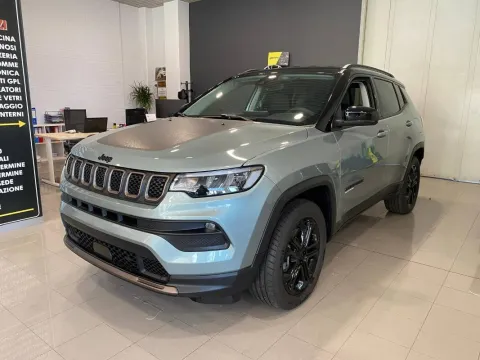 Jeep Compass 1.3 turbo t4 phev S 4xe auto - Immagine 1