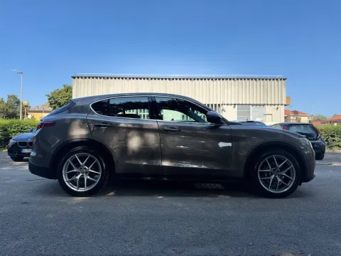 Alfa Romeo Stelvio 2.2 t Business rwd 180cv auto - Immagine 4