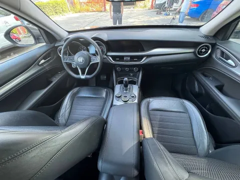 Alfa Romeo Stelvio 2.2 t Business rwd 180cv auto - Immagine 13