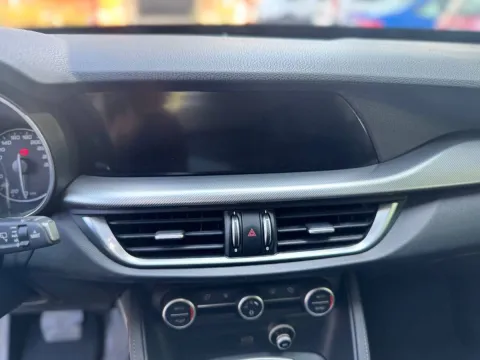 Alfa Romeo Stelvio 2.2 t Business rwd 180cv auto - Immagine 23