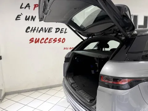 Land Rover Range Rover Evoque 2.0d i4 mhev R-Dynamic HSE awd 180cv auto - Immagine 25