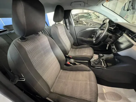 Opel Corsa 1.2 GS Line s&s 100cv - Immagine 11