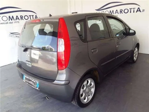 Mitsubishi Colt 5p 1.5 di-d HP Instyle - Immagine 3
