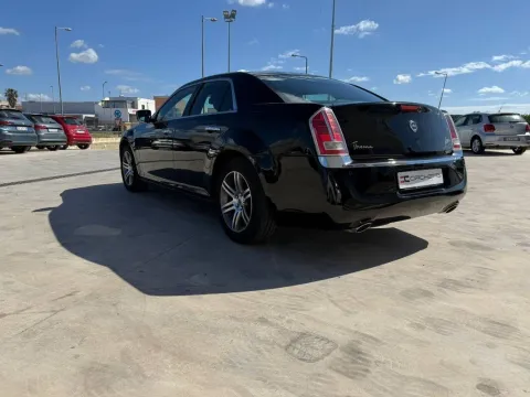 Lancia Thema 3.0 V6 mjt II Platinum 239cv auto - Immagine 8