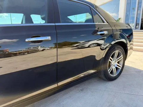 Lancia Thema 3.0 V6 mjt II Platinum 239cv auto - Immagine 14
