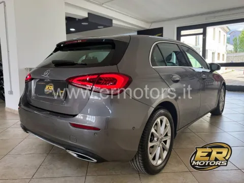 Mercedes A 180 d Business - Immagine 4