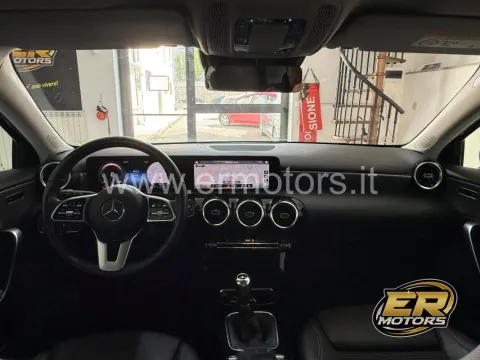 Mercedes A 180 d Business - Immagine 13