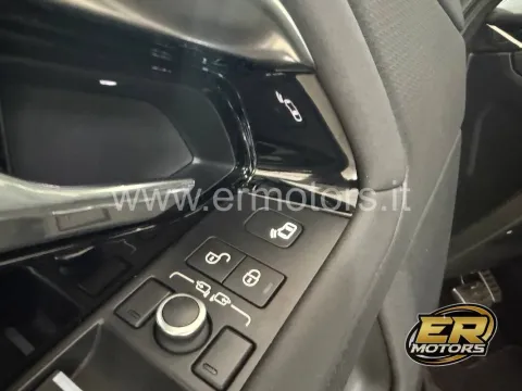 Land Rover Range Rover Evoque 2.0d i4 mhev R-Dynamic S awd 150cv auto - Immagine 20