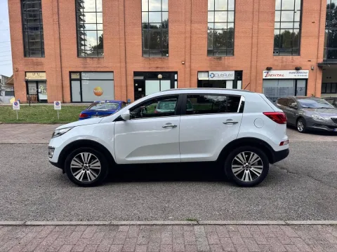 Kia Sportage 1.7 crdi Class 2wd FL - Immagine 8