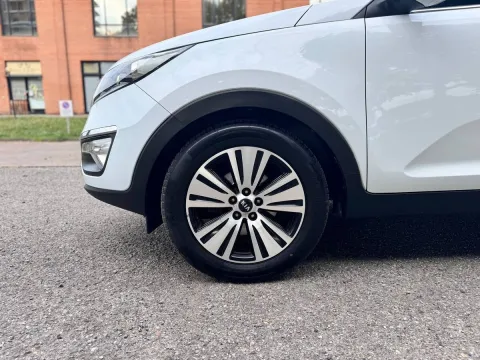 Kia Sportage 1.7 crdi Class 2wd FL - Immagine 9