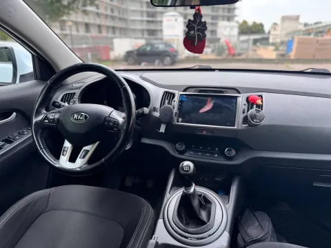Kia Sportage 1.7 crdi Class 2wd FL - Immagine 12