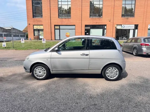 Lancia Ypsilon 1.2 8v Argento - Immagine 8