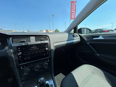 Volkswagen Golf 5p 1.6 tdi Business 115cv - Immagine 22