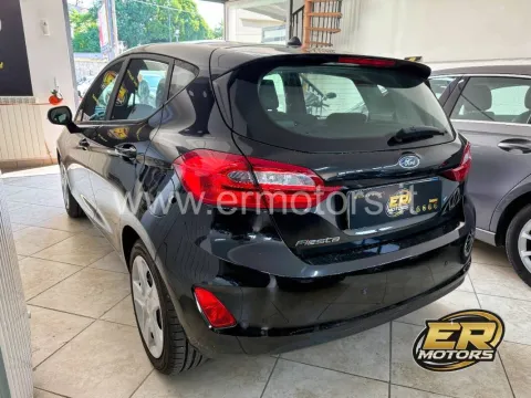 Ford Fiesta 5p 1.5 tdci Plus 85cv - Immagine 5