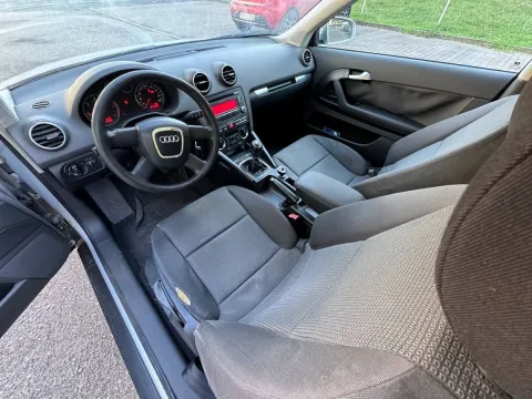 Audi A3 2.0 tdi Ambiente - Immagine 11