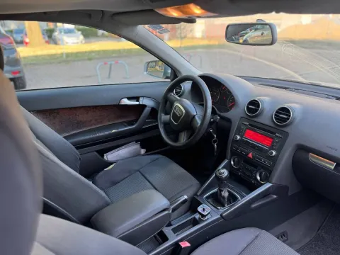 Audi A3 2.0 tdi Ambiente - Immagine 12
