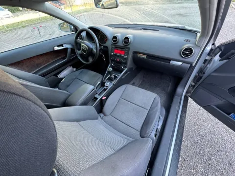 Audi A3 2.0 tdi Ambiente - Immagine 14