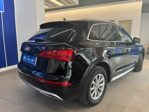 Audi Q5 35 2.0 tdi mhev Business Sport 163cv s-tronic - Immagine 6