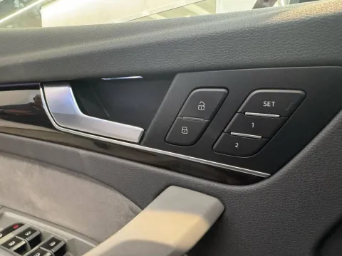 Audi Q5 35 2.0 tdi mhev Business Sport 163cv s-tronic - Immagine 26