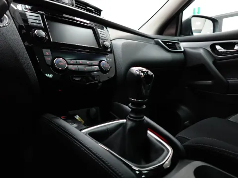 Nissan Qashqai 1.5 dci N-Connecta 115cv - Immagine 24