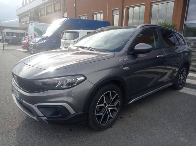 Fiat Fiat Tipo SW 1.5 t4 hybrid Cross 130cv dct - Immagine 3