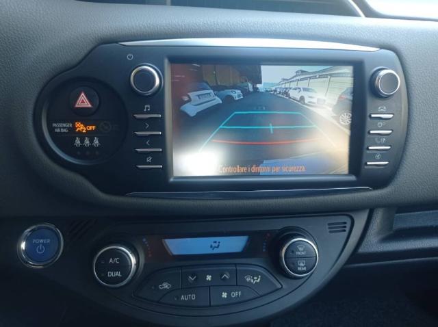 Toyota Toyota Yaris 5p 1.5h Business - Immagine 10