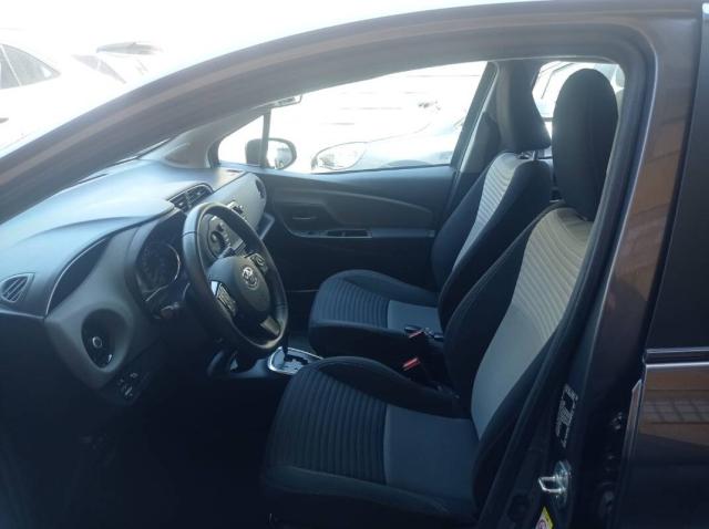 Toyota Toyota Yaris 5p 1.5h Business - Immagine 11