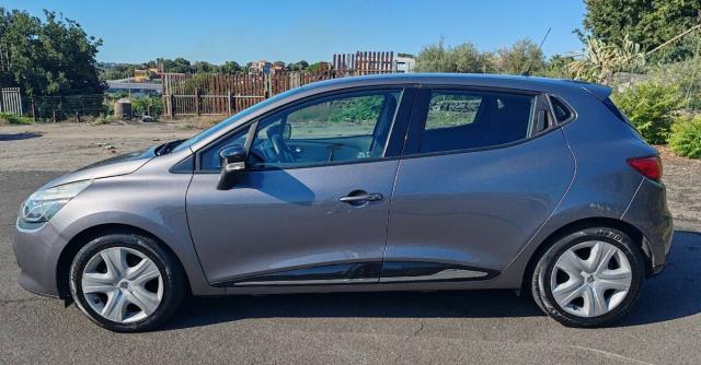Renault Renault Clio 5p 1.2 Live 75cv - Immagine 8