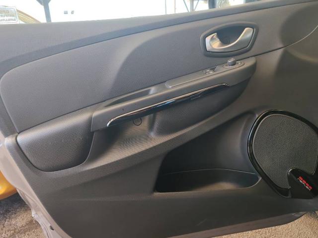 Renault Renault Clio 5p 1.2 Live 75cv - Immagine 22