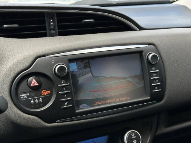 Toyota Toyota Yaris 5p 1.5h Business - Immagine 15