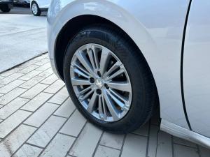 Peugeot 208 1.2 puretech Allure 82cv 5p - Immagine 4