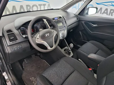 Hyundai ix20 1.4 crdi Comfort 90cv - Immagine 10
